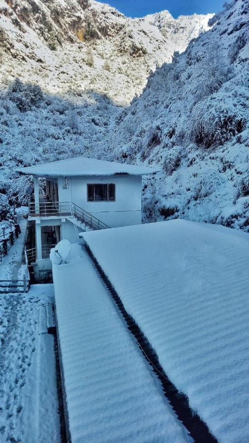 Babutaal Resort Chakrāta Dış mekan fotoğraf