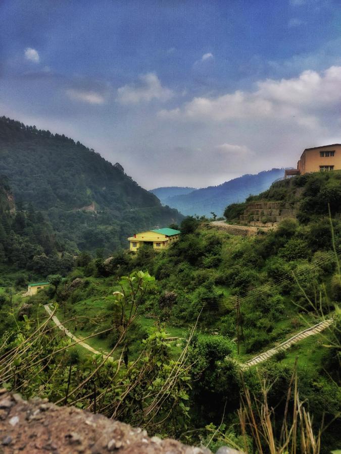 Babutaal Resort Chakrāta Dış mekan fotoğraf