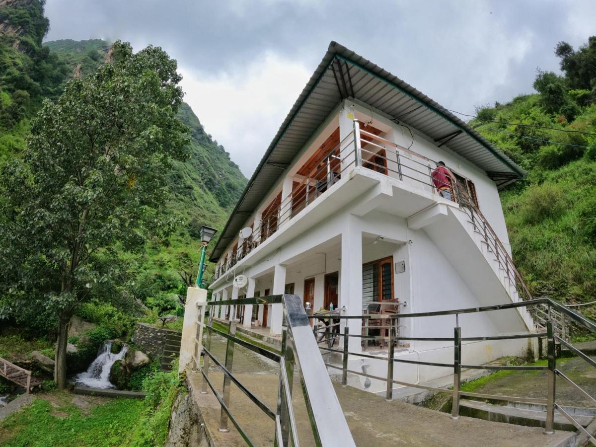 Babutaal Resort Chakrāta Dış mekan fotoğraf